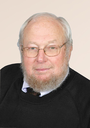 Headshot of Peter Willings.