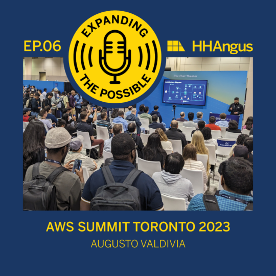 ETP07_Thumbnail_B Image of AWS Summit Toronto 2023 audience with speaker presentation